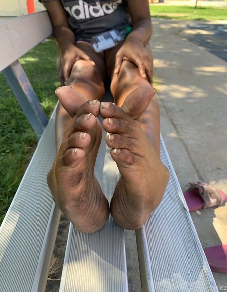 waveysolezz nice model picture