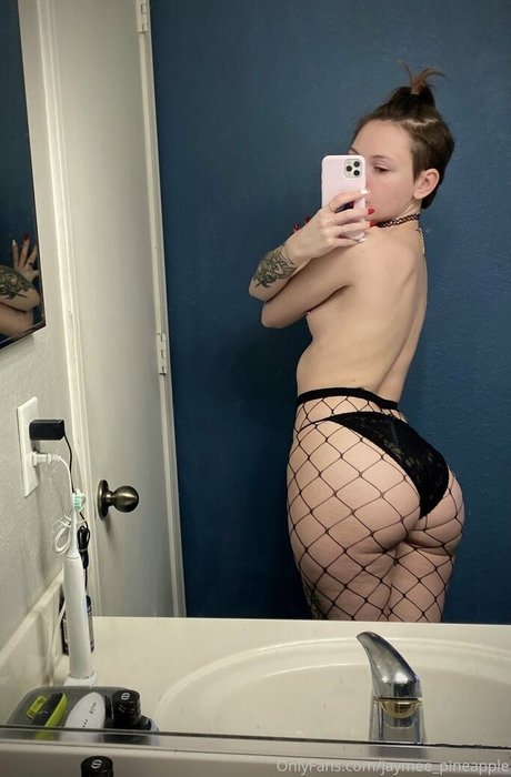 jaymee pineapple model exclusive pic