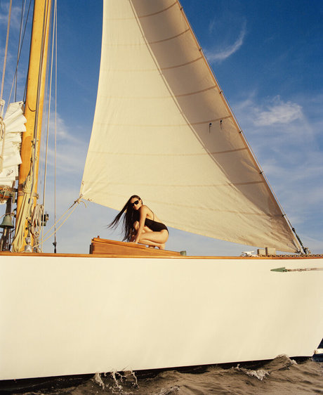 Demi Moore model beautiful gallery