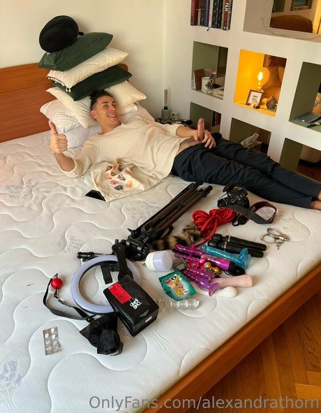 alexandrathorn beautiful model img