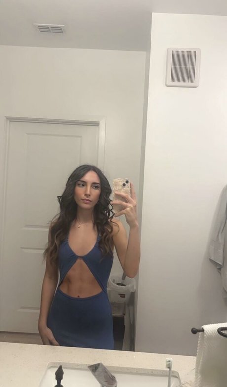 Nadia Amine porn model pictures