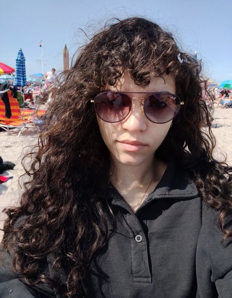 teen cumshot onlyfans nude pic