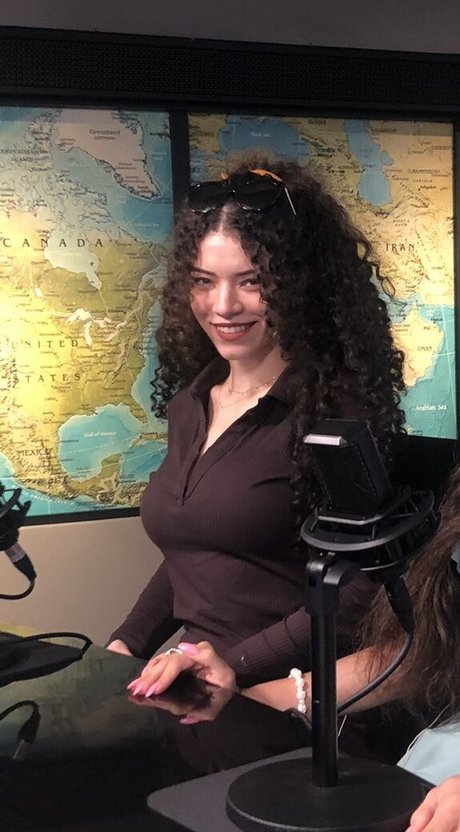 Brittany Venti nudes actress image