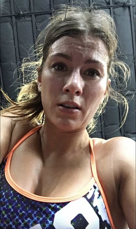 Jen Widerstrom model naked photo