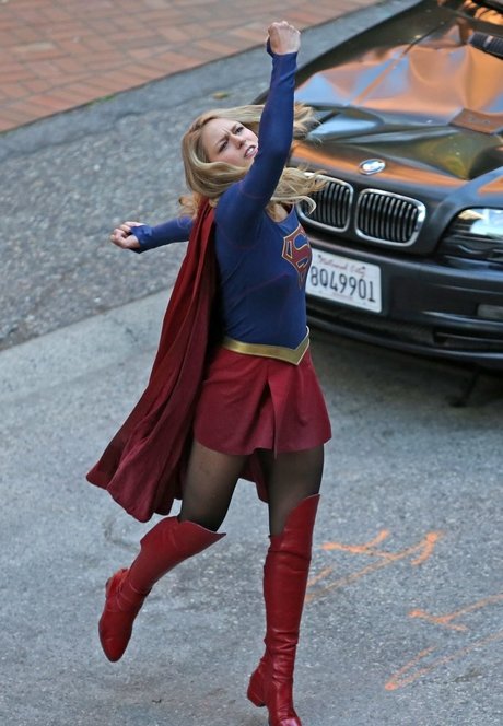 Melissa Benoist star hd picture