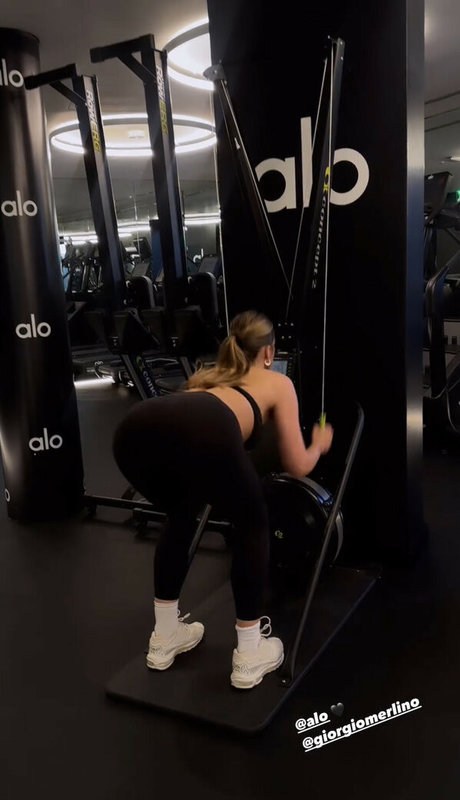 Tate McRae best actress pictures