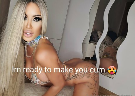 Jessicalazarox pornstar naked picture