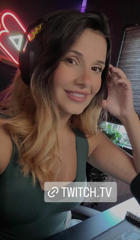 Cadaea high quality actress archive