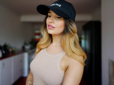 Cadaea sex star pics