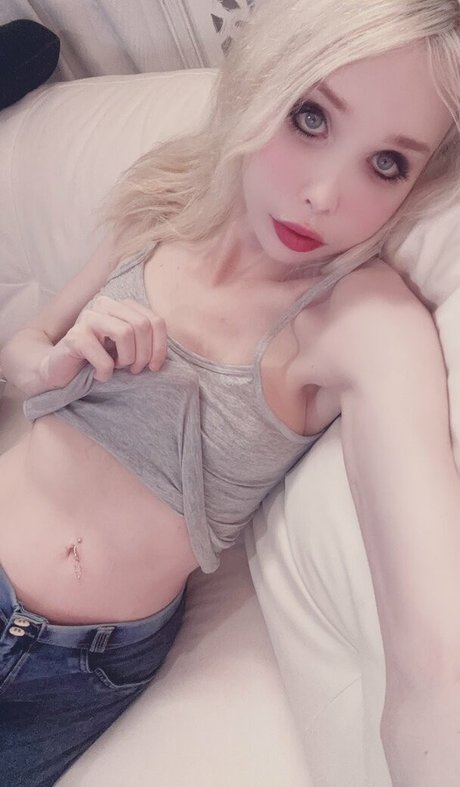 Sarina Valentina perfect actress picture