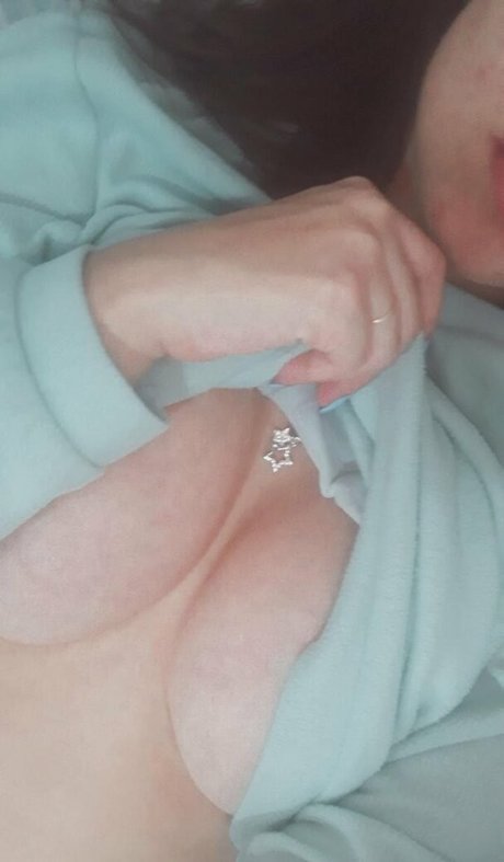 MonroeBeaBr pornstar nudes images