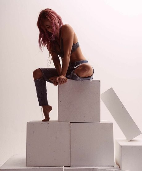 Eliza Grace star hot photos