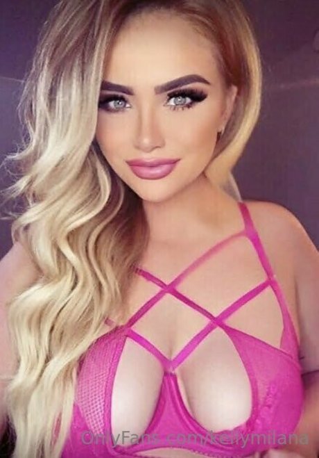 kellymilana model nude image