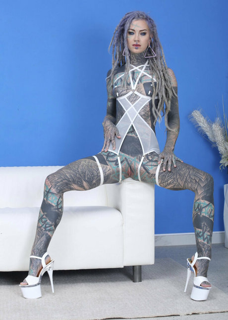 dark nipples onlyfans art nude picture