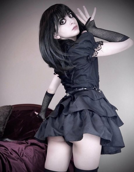 CursedArachnid high quality actress photo