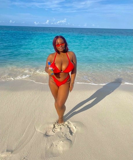 msolurin star high quality photo