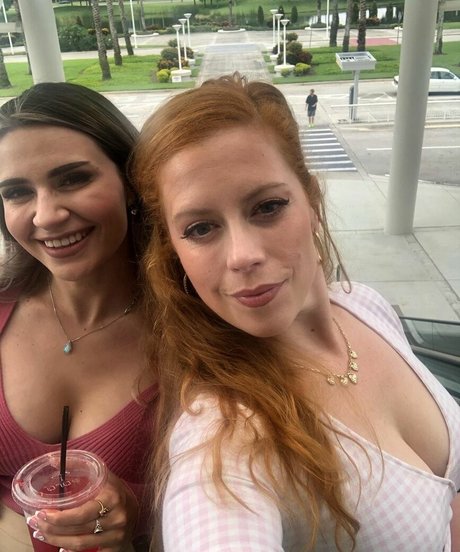 That Star Wars Girl model free gallery