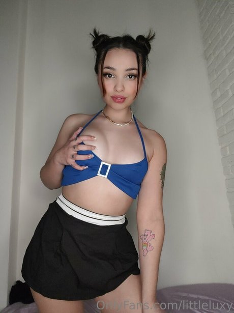 littleluxy porn model photo