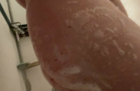 largeboobies305 sex model pic