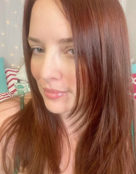 maggiegreenlive nudes star photo