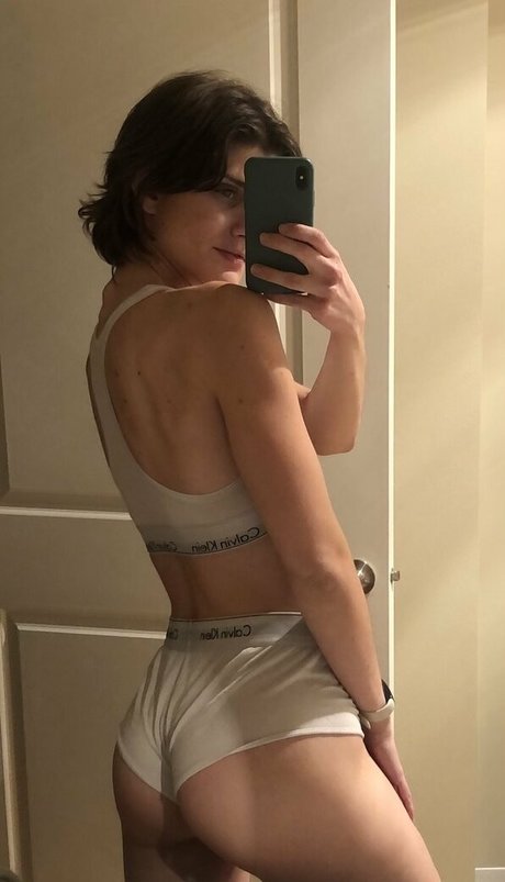 emmayearose model free pics