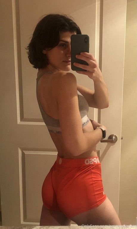 emmayearose nice actress photos