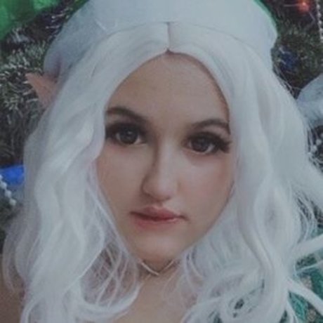 Niniibear pornstar nude picture