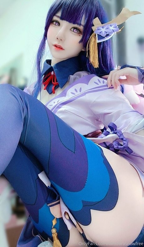 iamdorasnowfree xxx pornstar photo