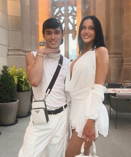 kittytheasmrqueen sexy pornstar pics