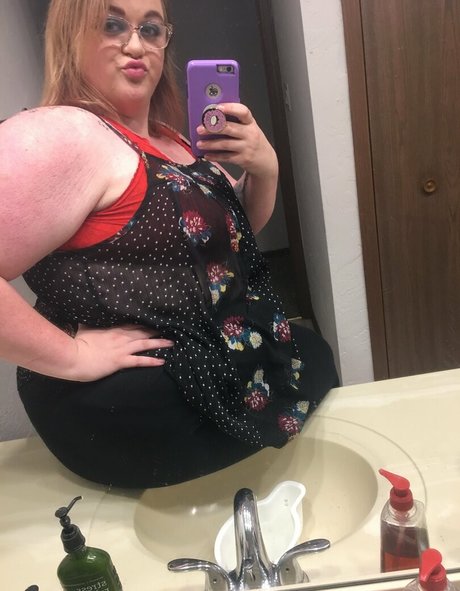 ladykeepsherlegsopen Profile pic