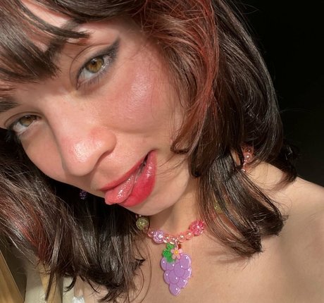 Kelly Leticia pornstar beautiful photos