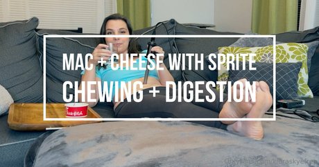 kiaraskyefree actress gallery