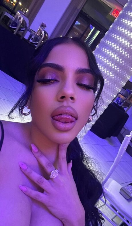 E dot perfect pornstar pictures