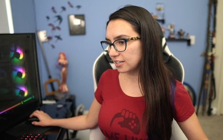 Trisha Hershberger star free images