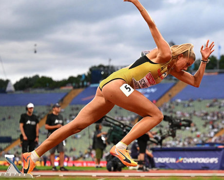 Alica Schmidt xxx model galleries