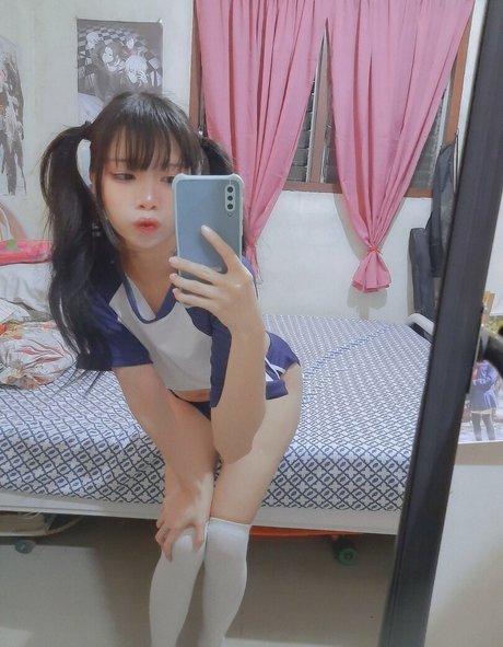 milkysoii sex model pic