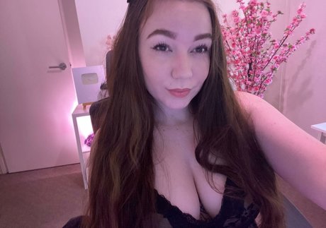 Itsbordie beautiful model photo