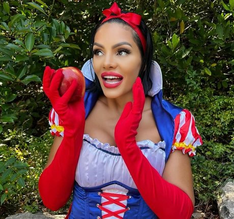 NinaUnrated hd pornstar galleries