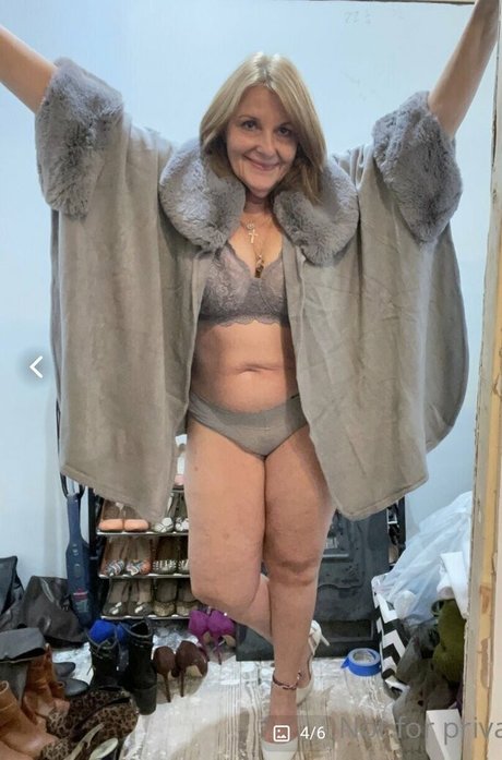 Ivorygoddess naked actress photo