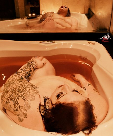 missmortis high quality model pictures