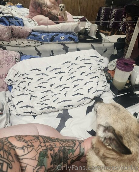 missmortis porn model archive