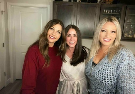 mila james beautiful star galleries