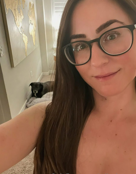 mila james sex model pics