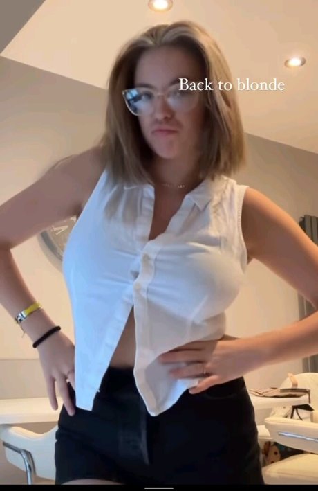 Allie Sherlock best actress photos