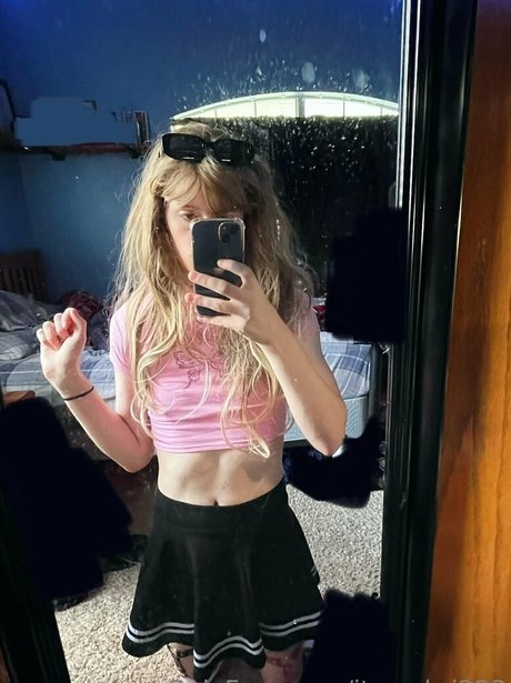 itsmebri223 high quality model image