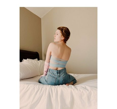 girloncinema exclusive actress image