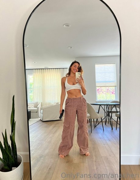 anacheri model top images