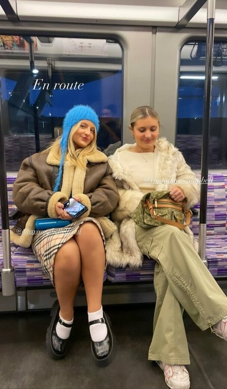 curvy cougar onlyfans sexy nudes picture