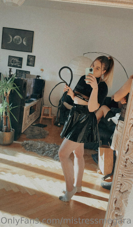 Mistressmegara hot model archive