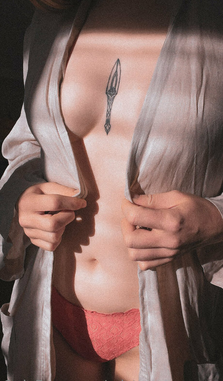 Mistressmegara xxx model archive